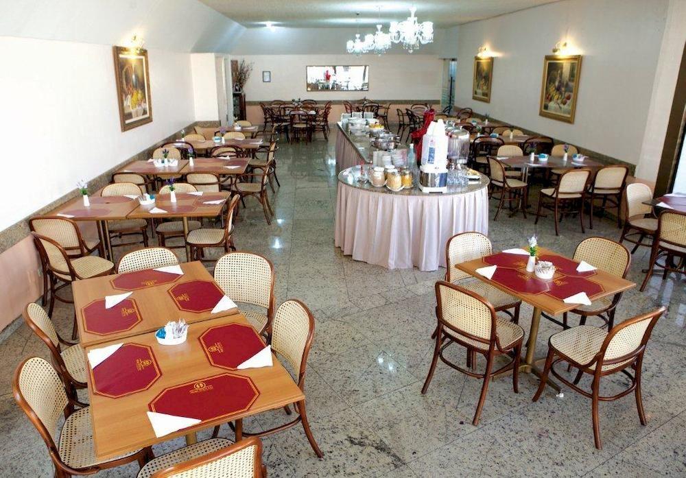 Hotel Dan Inn Сан-Жозе-дус-Кампус Екстер'єр фото