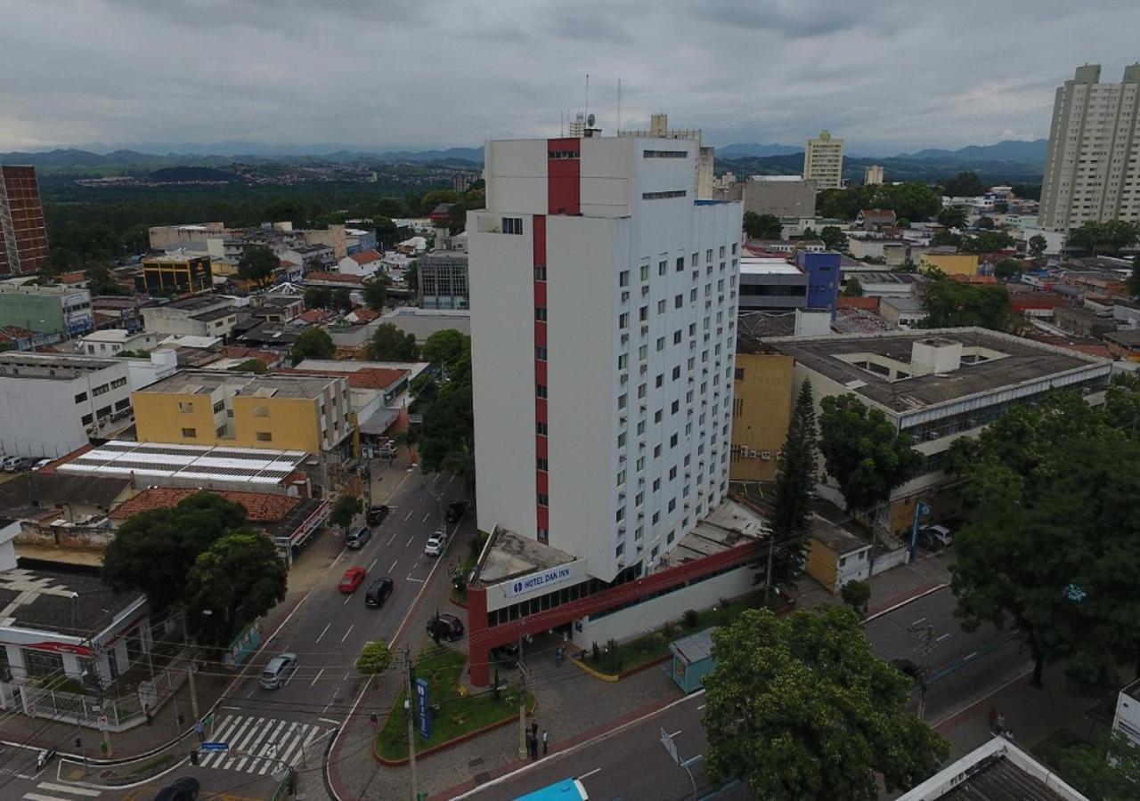 Hotel Dan Inn Сан-Жозе-дус-Кампус Екстер'єр фото