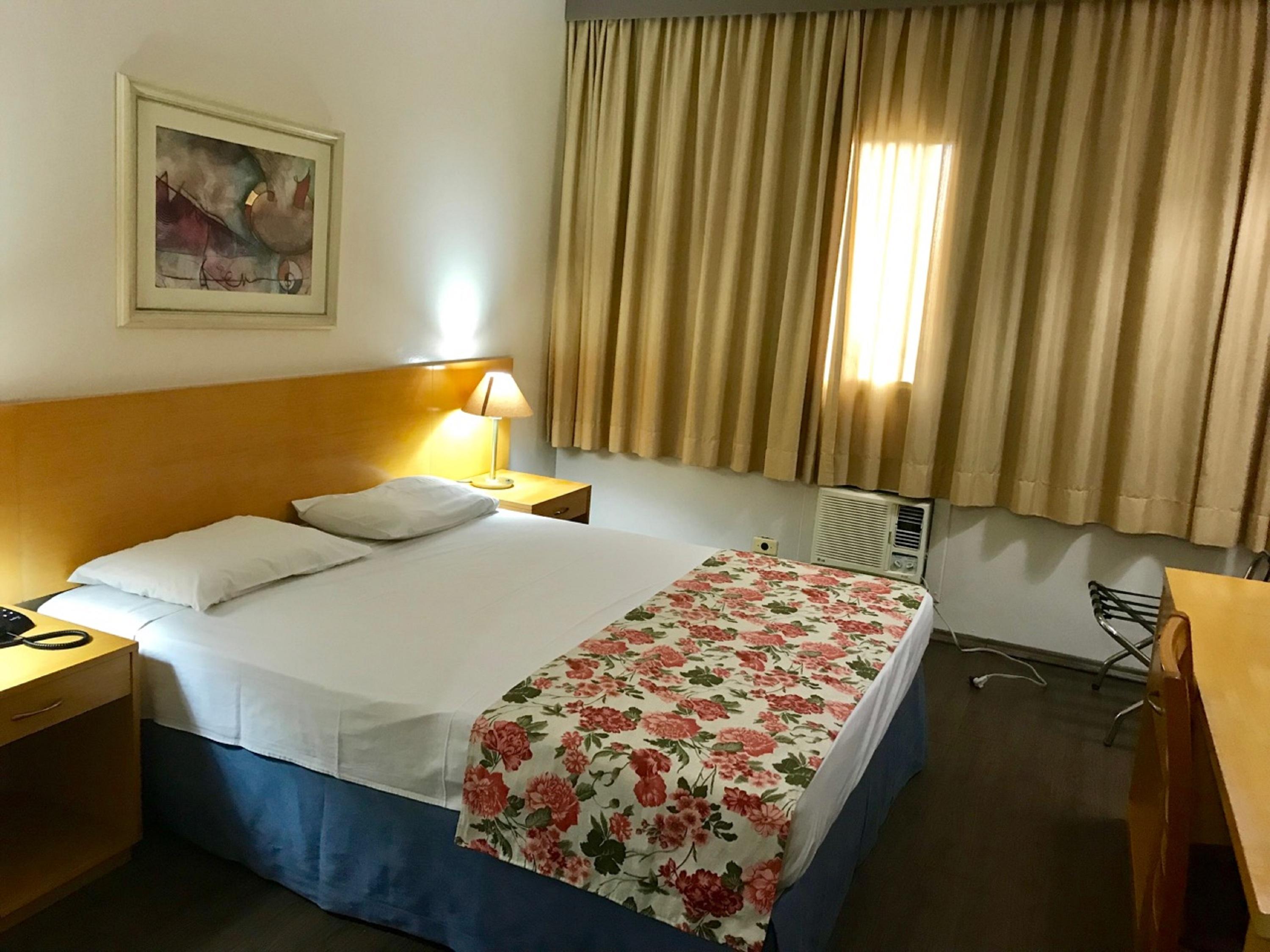 Hotel Dan Inn Сан-Жозе-дус-Кампус Екстер'єр фото